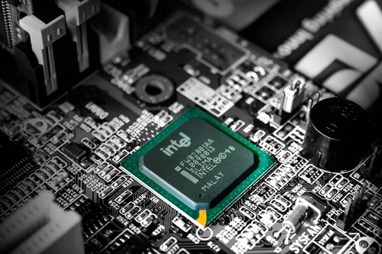 crisi-intel-processori-13generazione